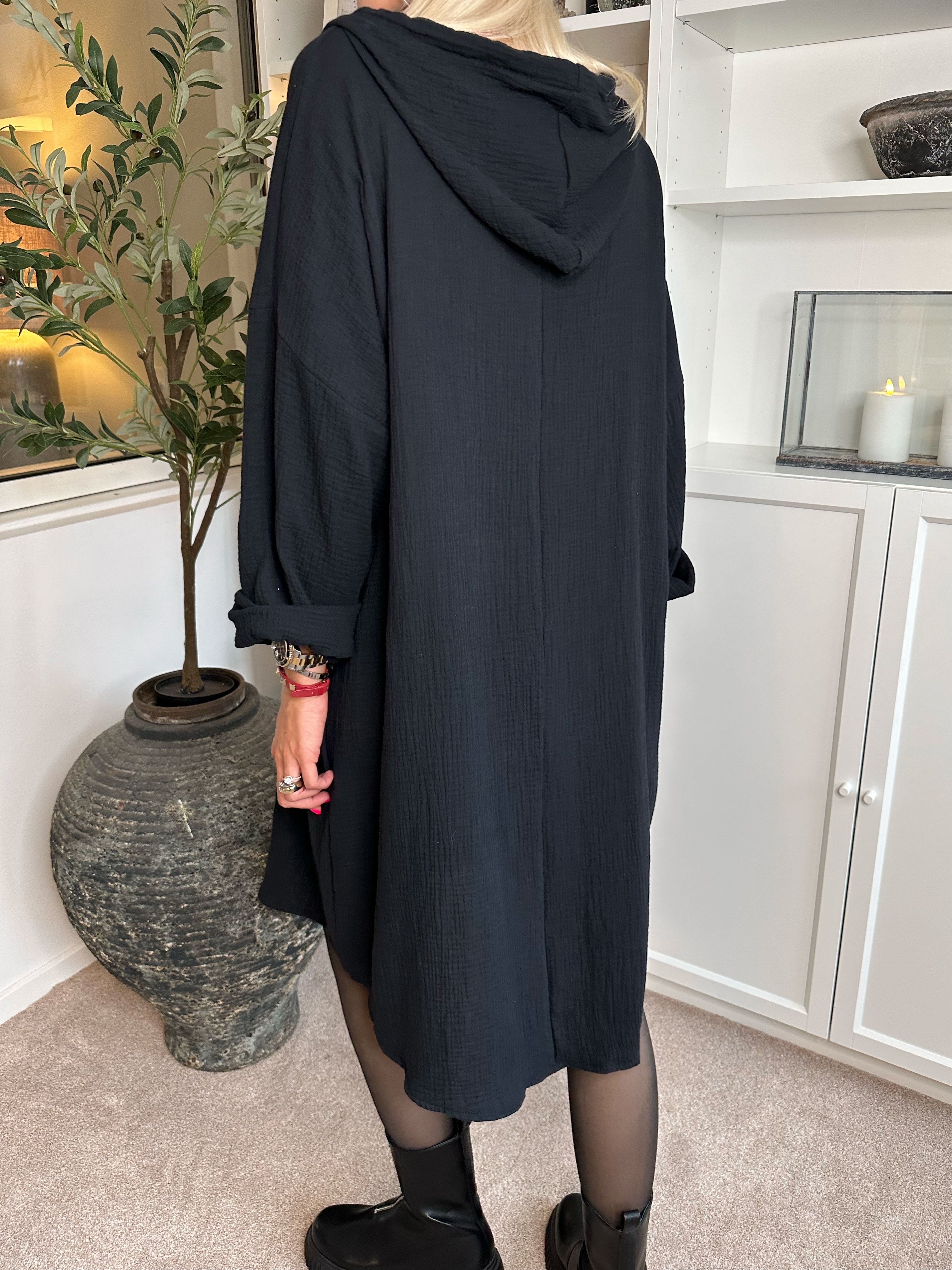 Anicha - Blød kjole i bomuld med hætte